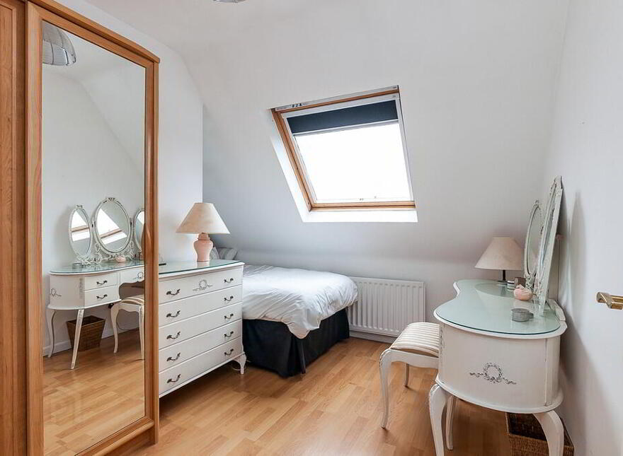 35 Garland Hill, Manse Road, Four Winds, Belfast, BT8 6YL