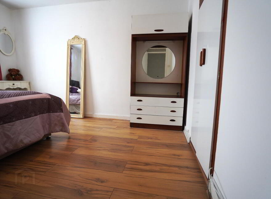 Rose Cottage, 59 Tradaree Court, Shannon, Clare