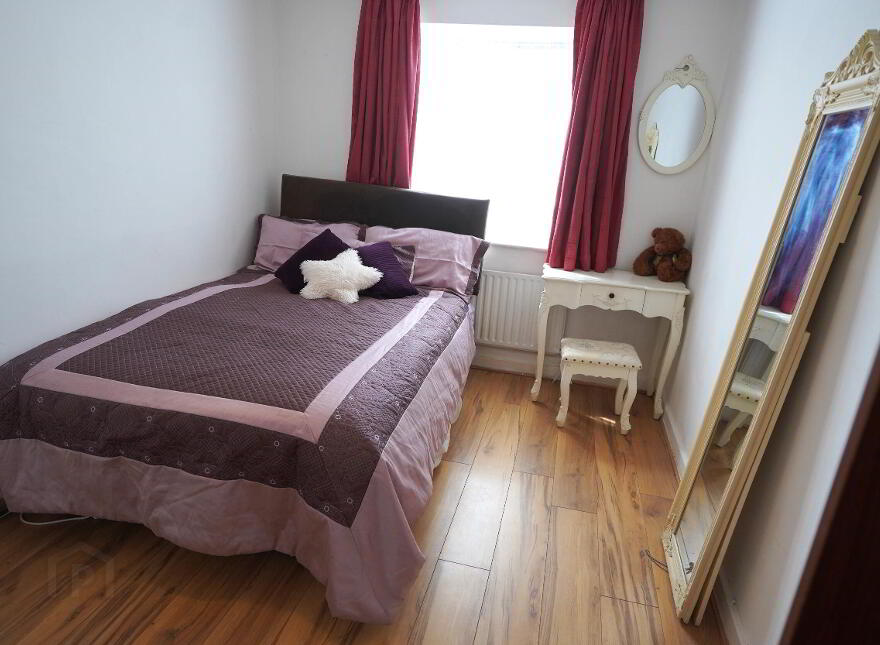 Rose Cottage, 59 Tradaree Court, Shannon, Clare