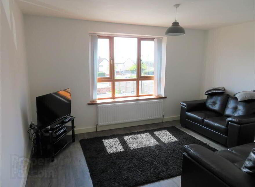 Apt 7, 161 Glen Road, Belfast, BT11 8BS
