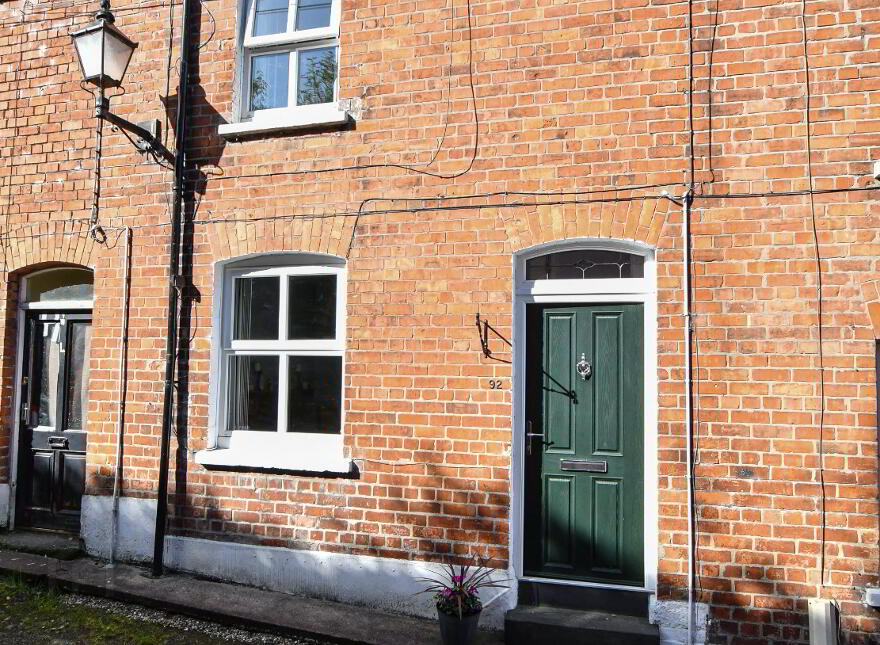 92 Riverside, Antrim, BT41 4BL photo