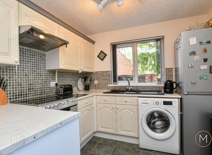 92 Riverside, Antrim, BT41 4BL