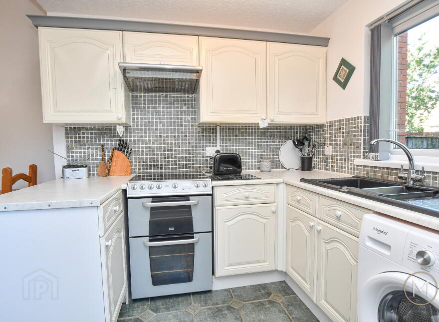 92 Riverside, Antrim, BT41 4BL