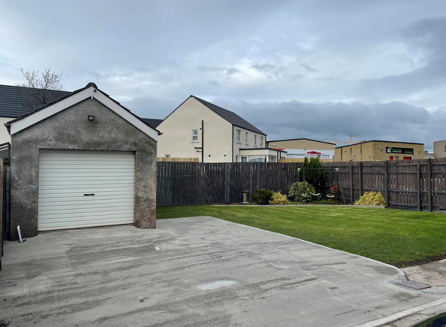 85a Belfast Road, Carrickfergus, BT38 8BY