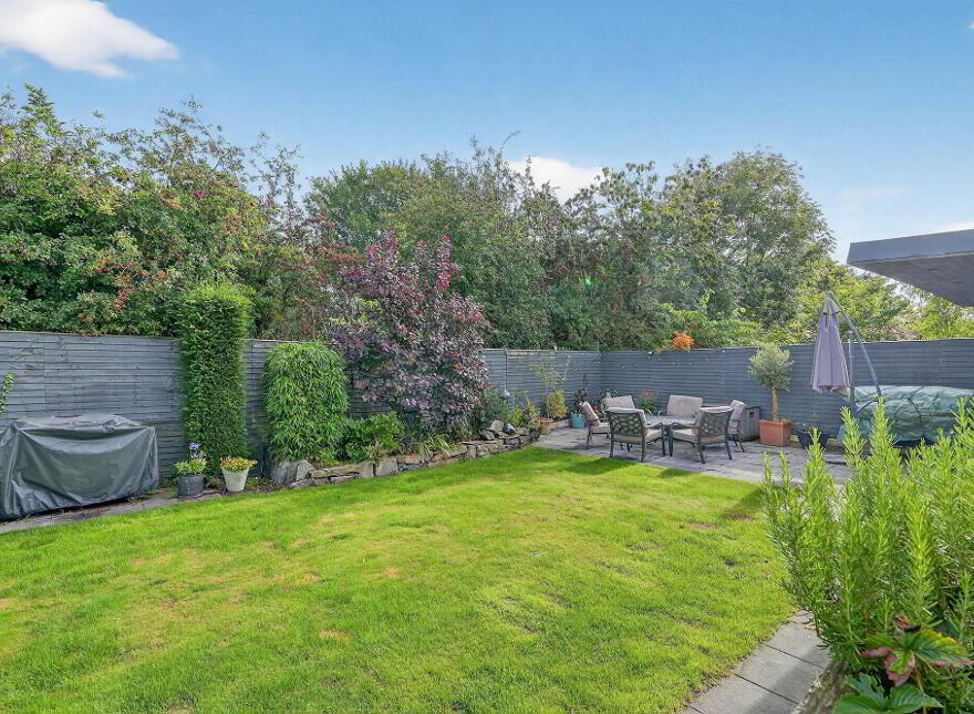 25 Millars Forge, Dundonald, Belfast, BT16 1UT