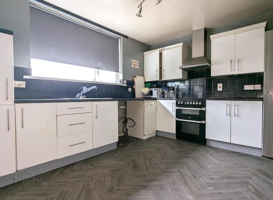 35 Portlee Walk, Antrim, BT41 1EL