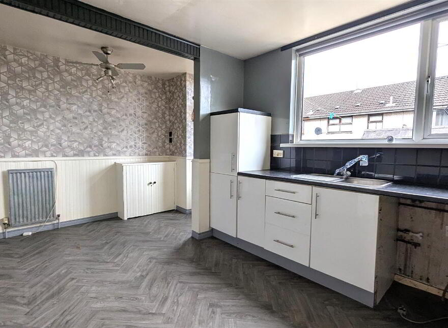 35 Portlee Walk, Antrim, BT41 1EL