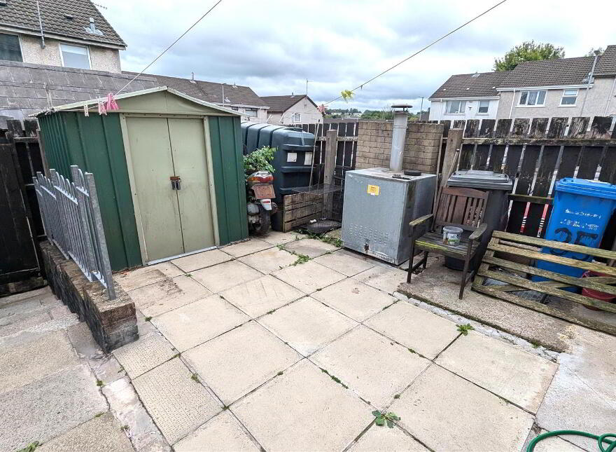 35 Portlee Walk, Antrim, BT41 1EL
