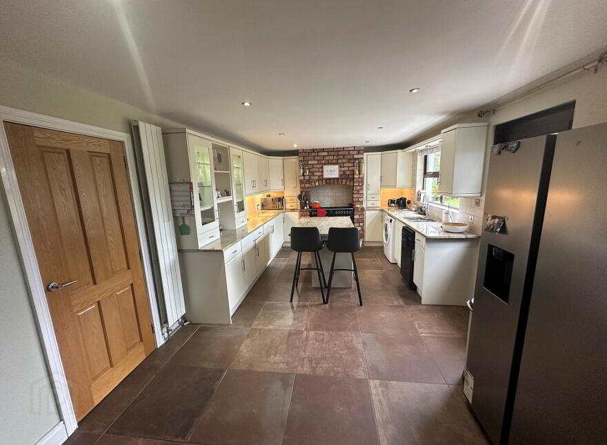 37 Hawthorn Hill, Kinallen, BT25 2HY
