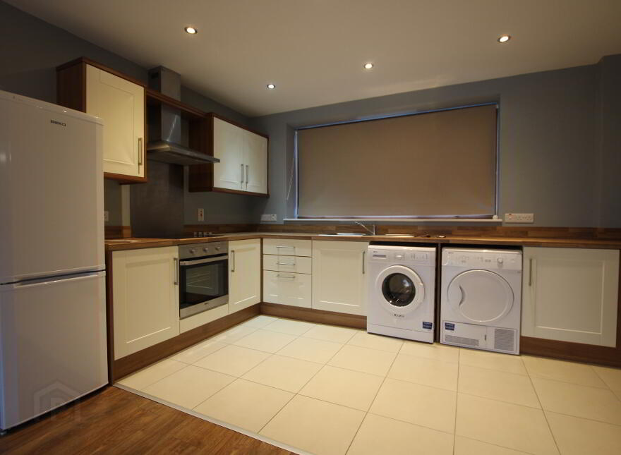 Apt 5 Three Spires House, Kirk Avenue, Magherafelt, BT45 6FH