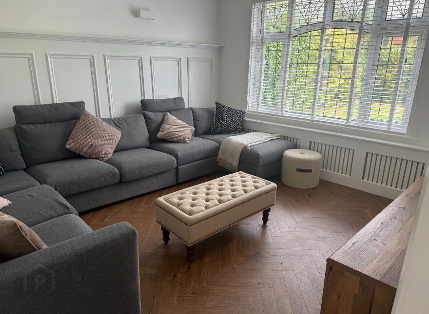 6 Strathmore Park, Belfast, BT15 5HH