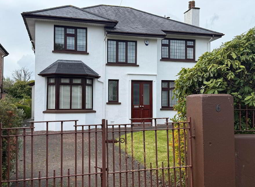6 Strathmore Park, Belfast, BT15 5HH photo