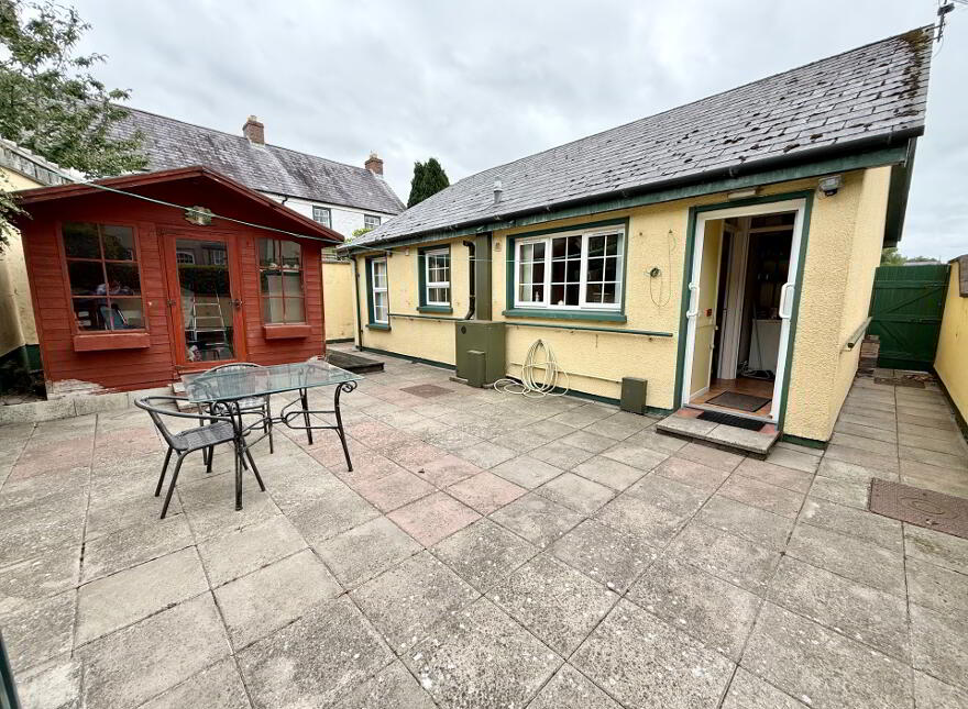 2 Castle Court, Armagh, BT61 7QR
