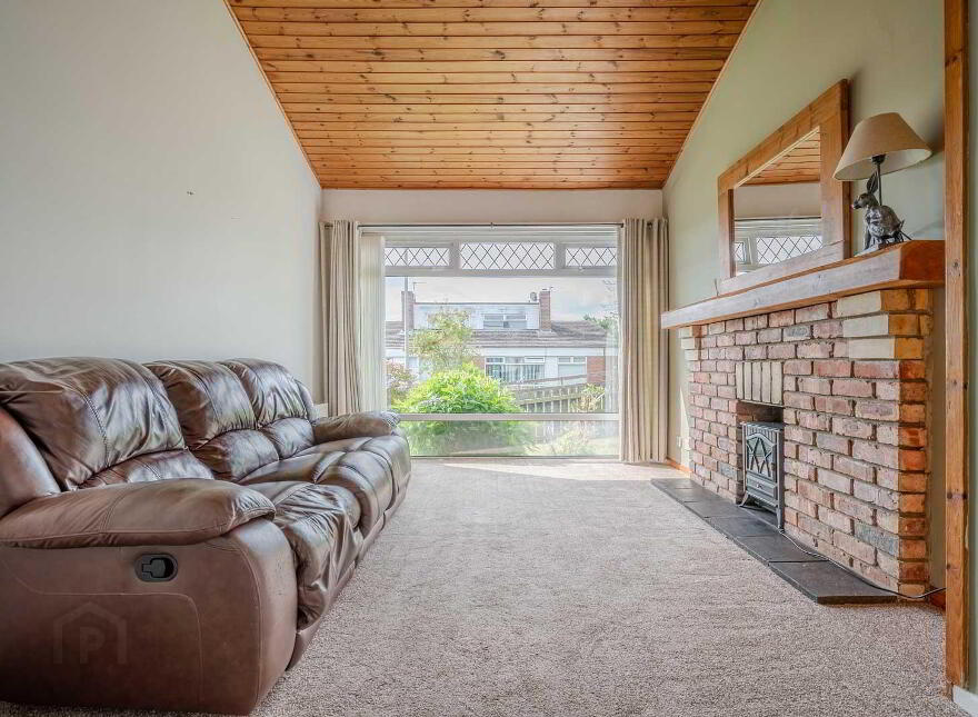 1 Rostrevor Close, Bangor, BT19 1AF