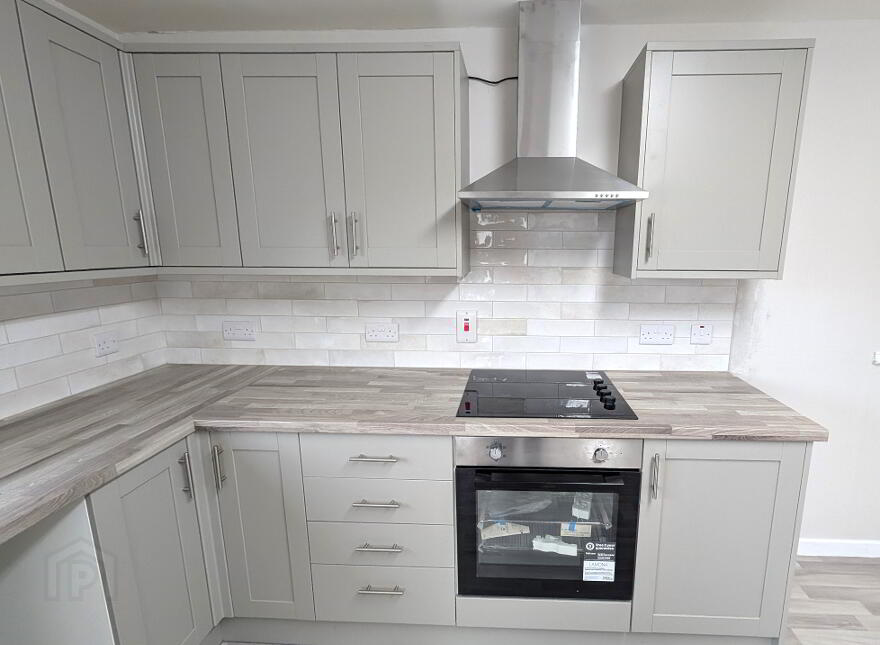 8 Woodview Park, Tandragee, BT62 2DD