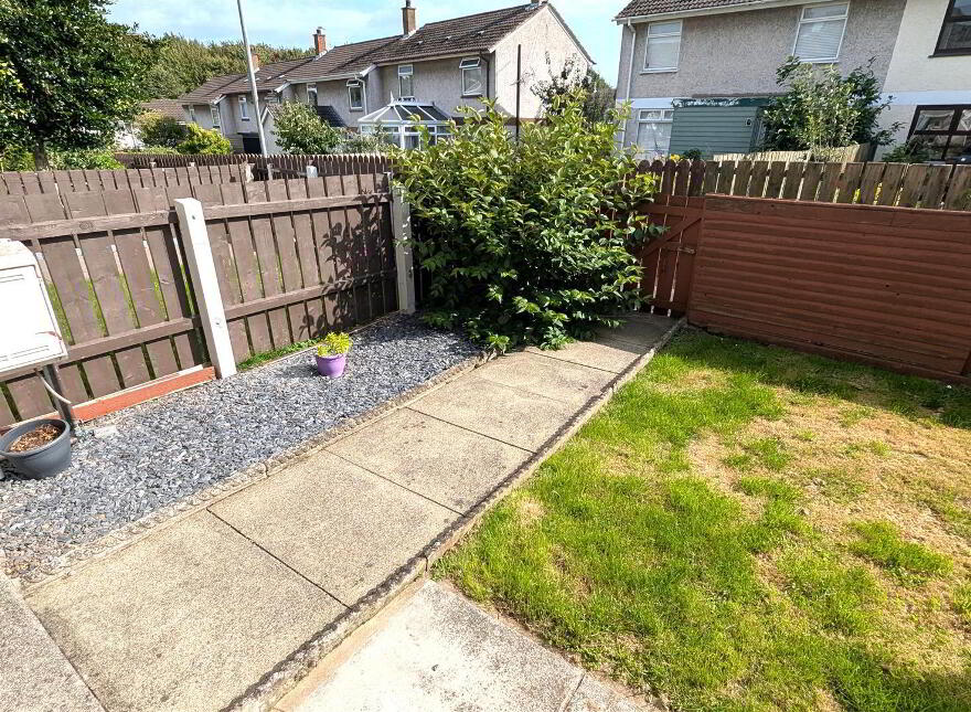 26 Ashgrove, Antrim, BT41 2BL