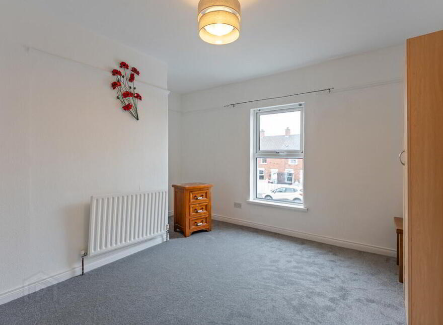 27 Parkgate Gardens, Belfast, BT4 1ES