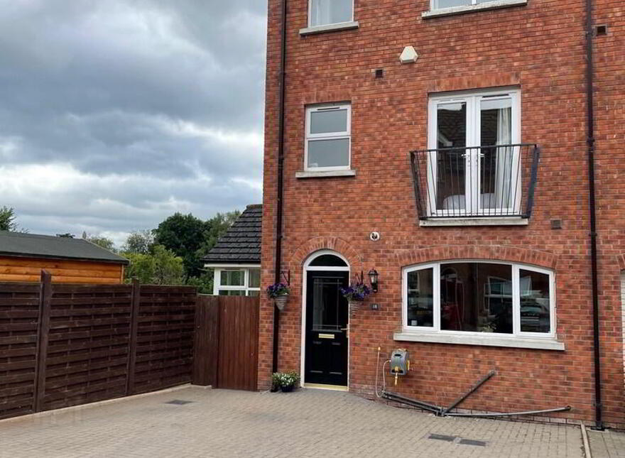 18 Linen Mill Grove, Edenderry, Belfast, BT8 8GX