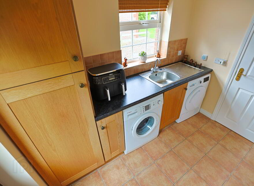 22 Brae Manor, Waringstown, Craigavon, BT66 7TN