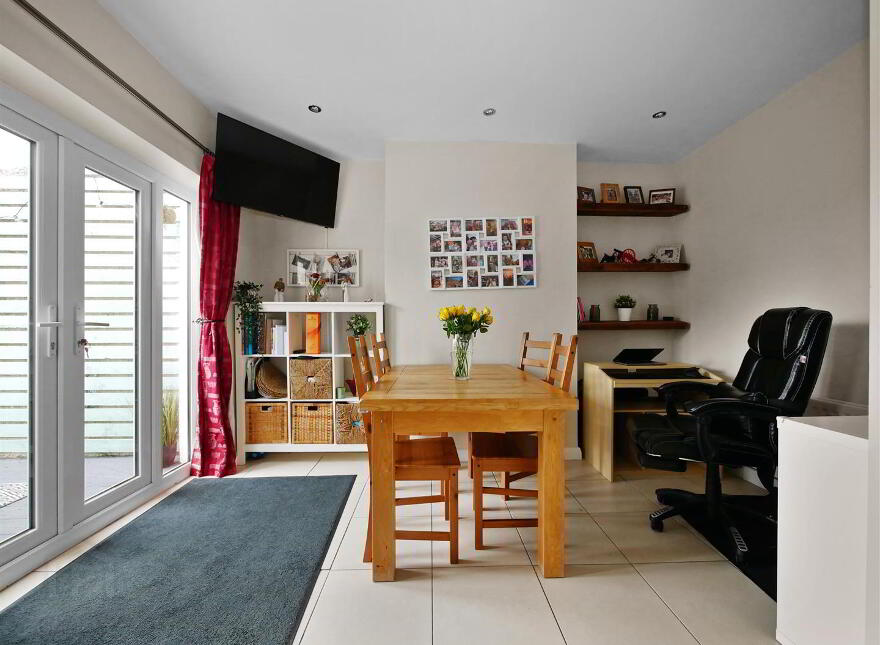 6 Cregagh Park East, Upper Cregagh Road, Belfast, BT6 9LG