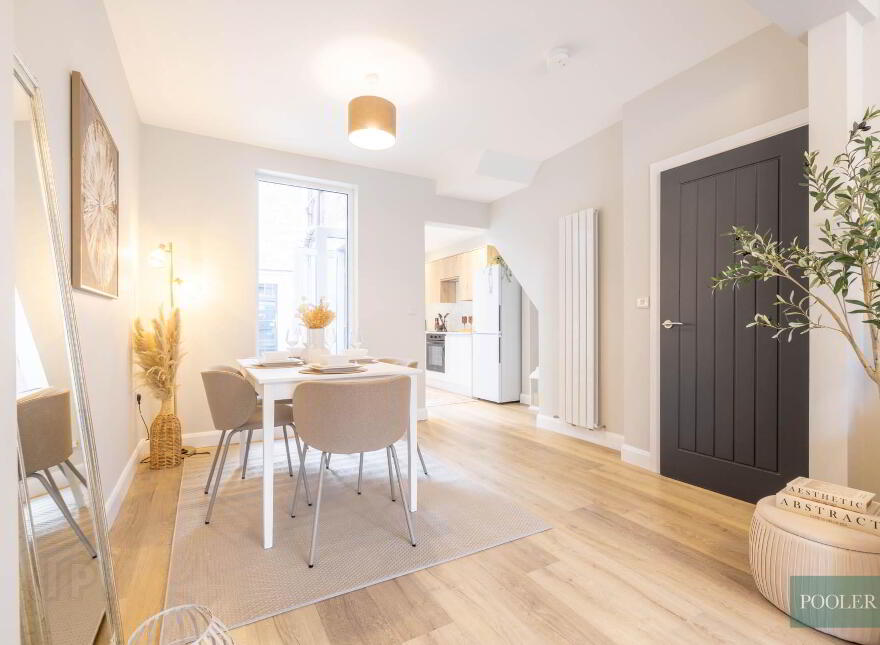 229 Ravenhill Avenue, Belfast, BT6 8LF