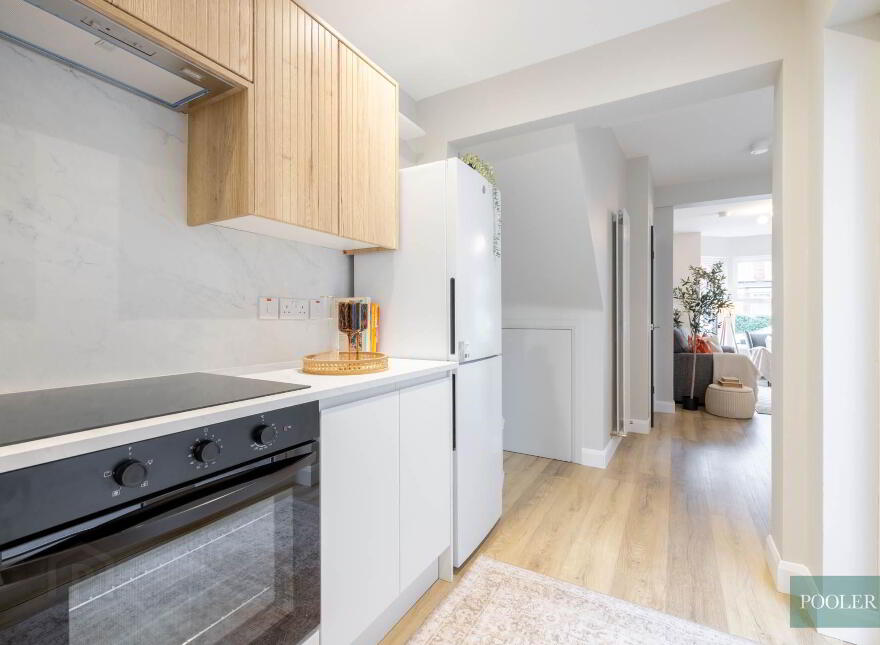 229 Ravenhill Avenue, Belfast, BT6 8LF