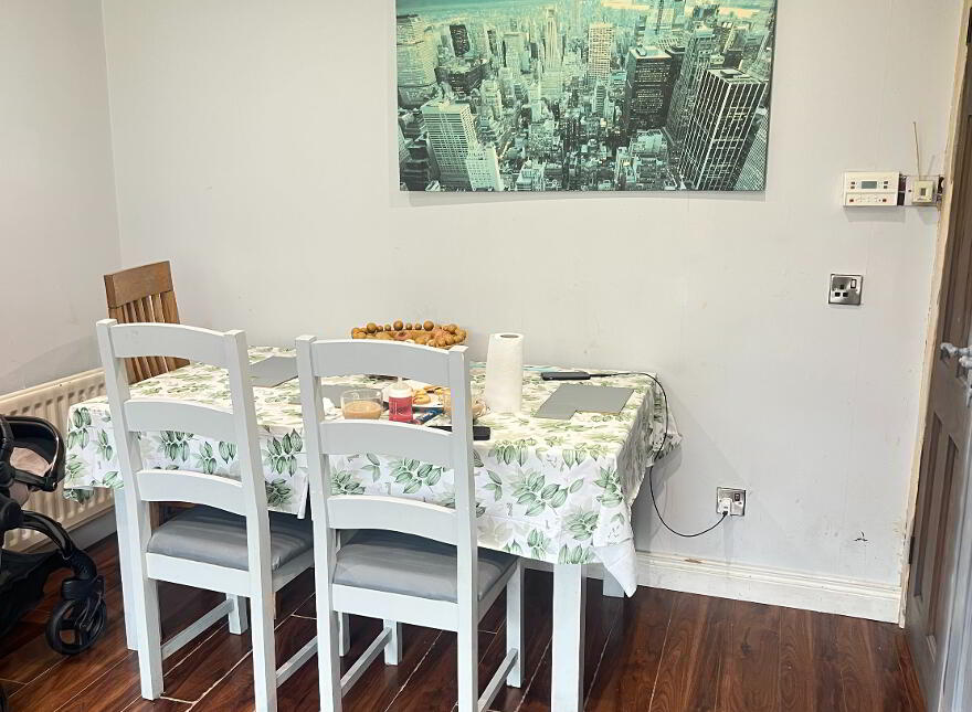 21 Essmore, Bridal Hill, Warrenpoint, BT34 3PE