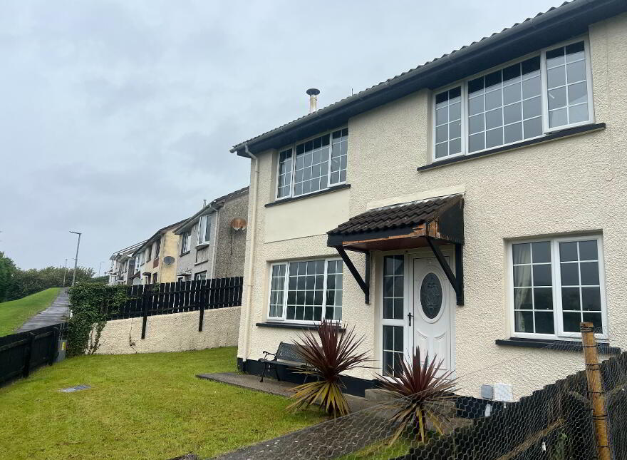 21 Essmore, Bridal Hill, Warrenpoint, BT34 3PE
