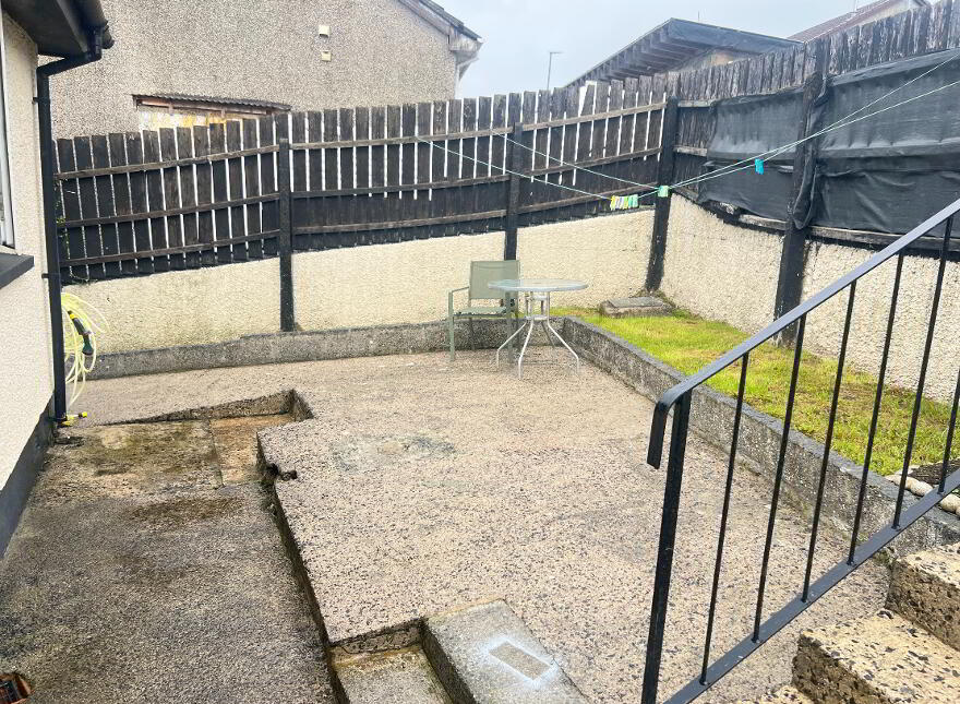 21 Essmore, Bridal Hill, Warrenpoint, BT34 3PE