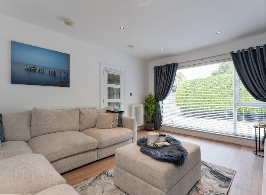 12 Invergarry Avenue, Holywood, BT18 0ND