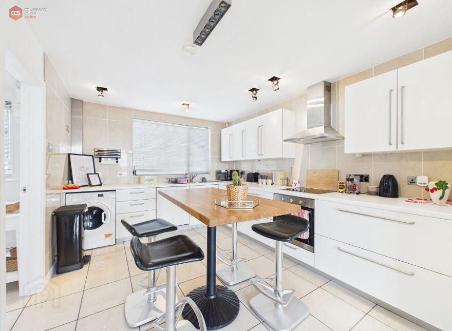 2d Ramore Street, Portrush, BT56 8BD