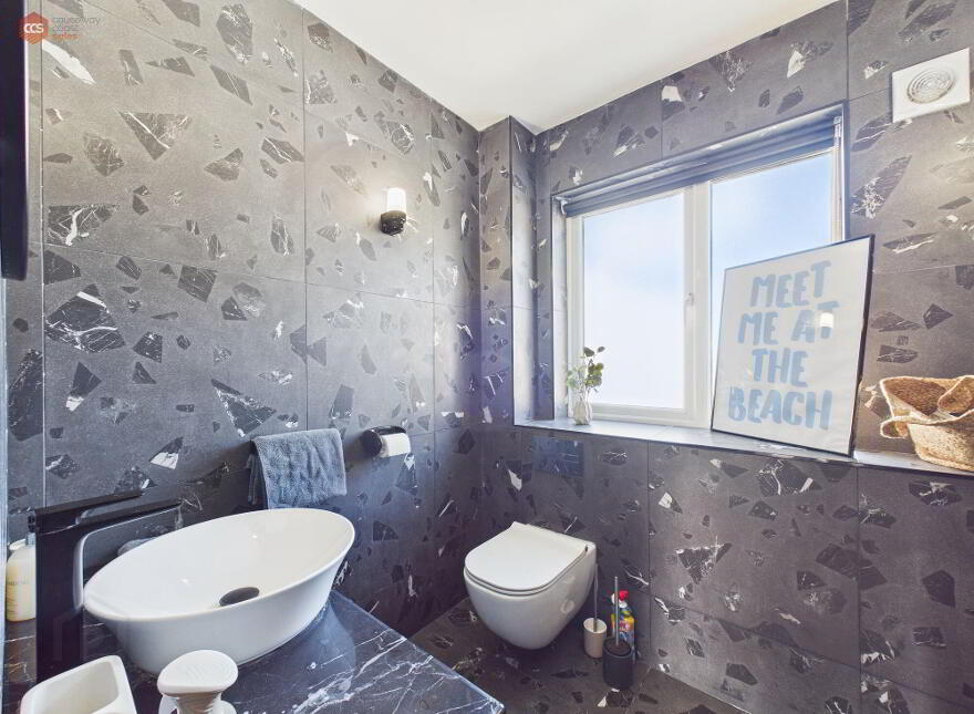 2d Ramore Street, Portrush, BT56 8BD