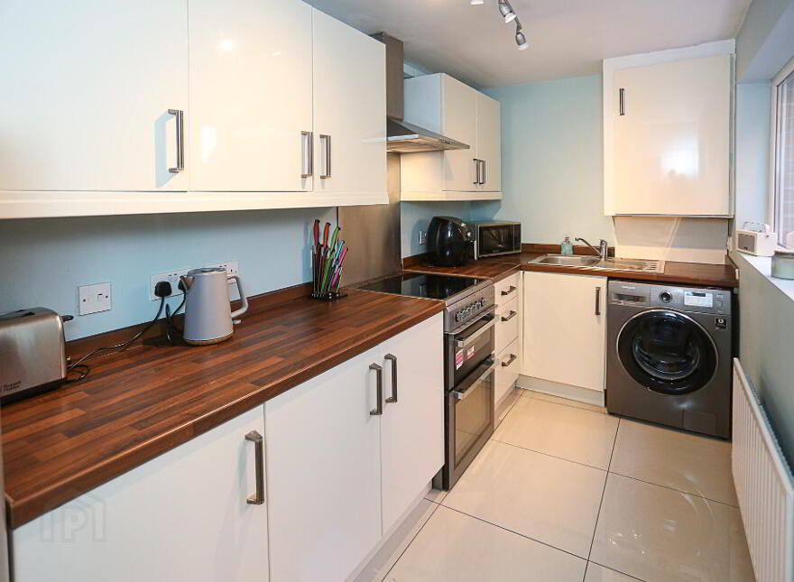 23 Toronto Street, Belfast, BT6 8EQ