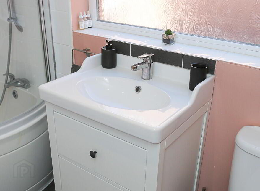23 Toronto Street, Belfast, BT6 8EQ