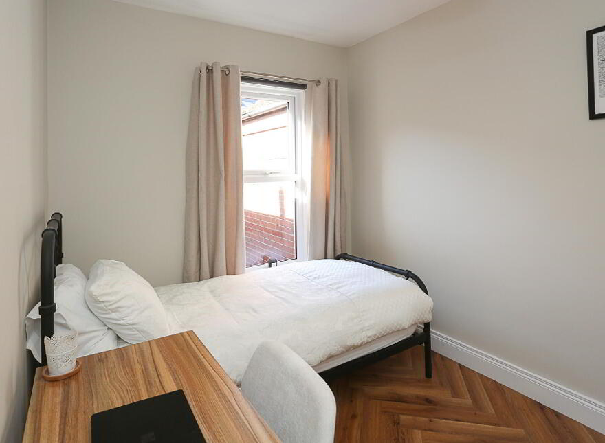 23 Toronto Street, Belfast, BT6 8EQ
