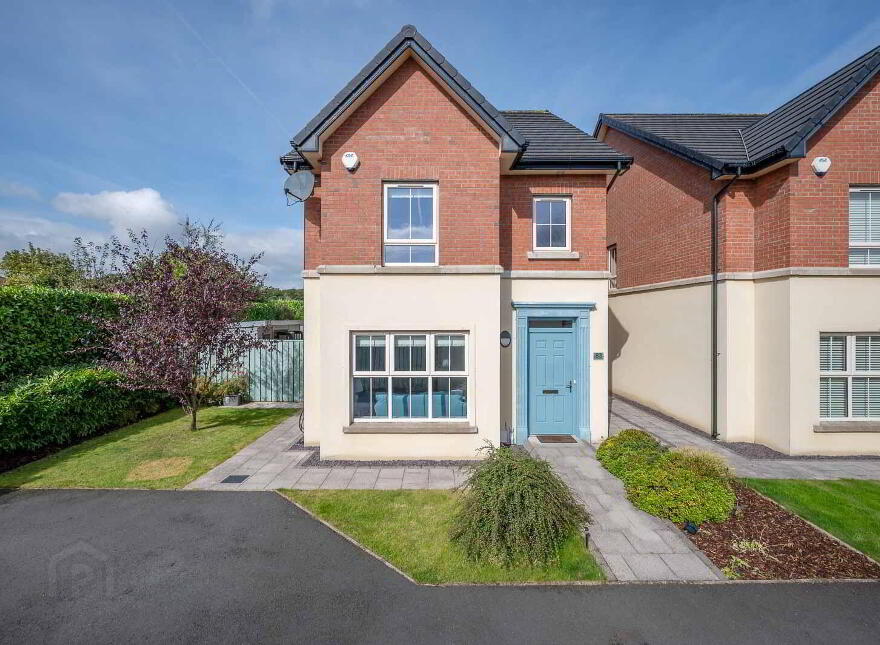 83 Lynn Hall Park, Bangor, BT19 1HZ photo
