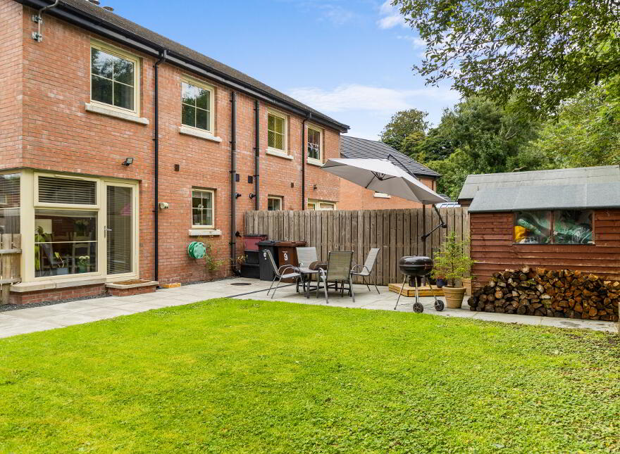 9 Haughtons Hall, Cullybackey, Ballymena, BT42 1FT