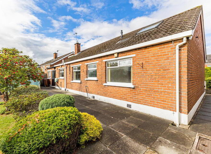 3 Copeland Park, Comber, Newtownards, BT23 5JB