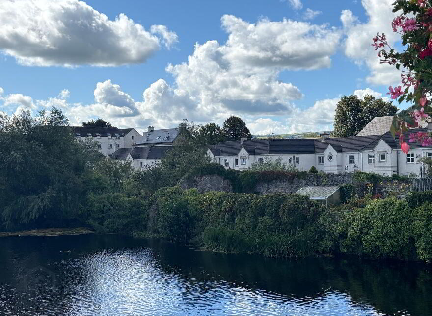 6 Castle View, Castle View Quay, Graiguecullen, Carlow Town, R93XY03