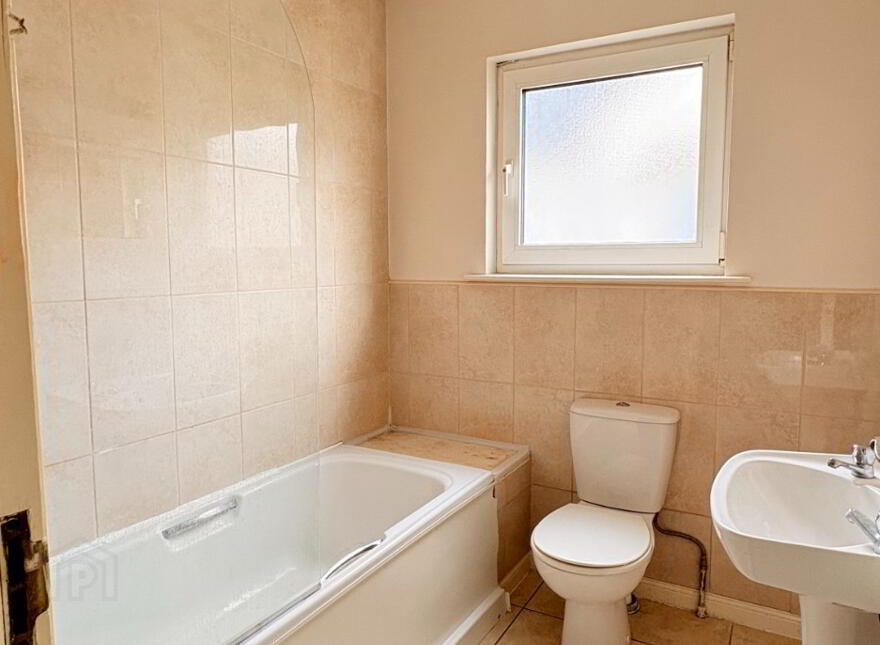 6 Castle View, Castle View Quay, Graiguecullen, Carlow Town, R93XY03