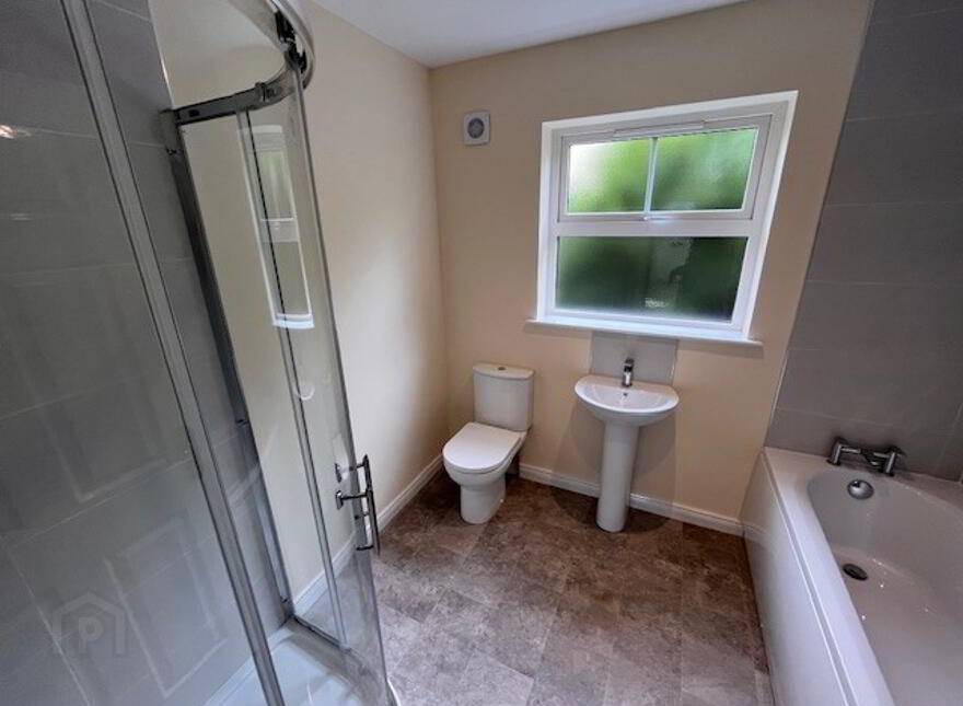 11 Ardara Mews, Dundonald, BT16 2BF