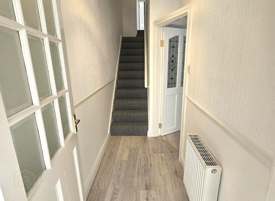 Moore Street, Waterside, L'Derry, BT47 2EY