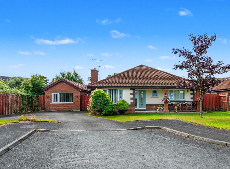 30 Lord Warden's Grange, Bangor, BT19 1YN