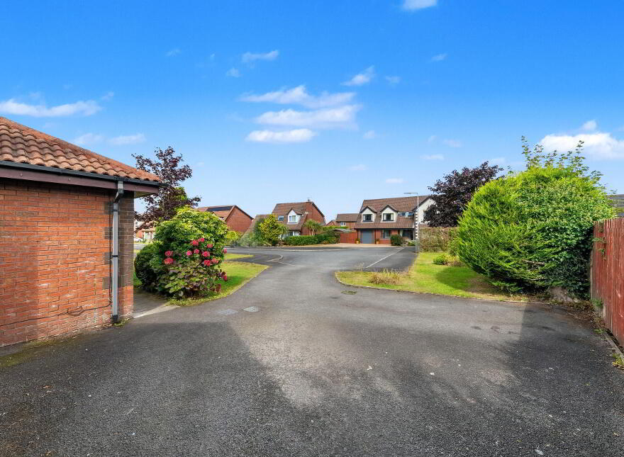 30 Lord Warden's Grange, Bangor, BT19 1YN