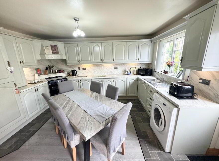 61 Grangemore Park, Foylesprings, Derry / Londonderry, BT48 0RY