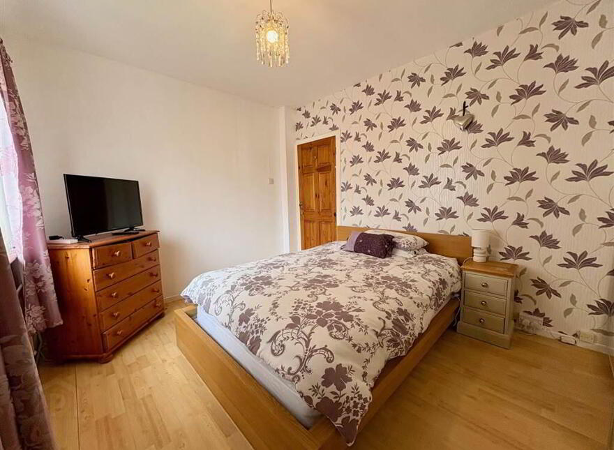17 Burren Way, Belfast, BT6 0DW