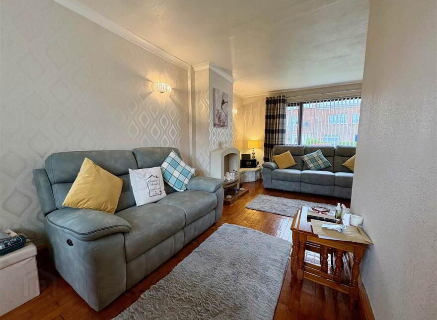17 Burren Way, Belfast, BT6 0DW
