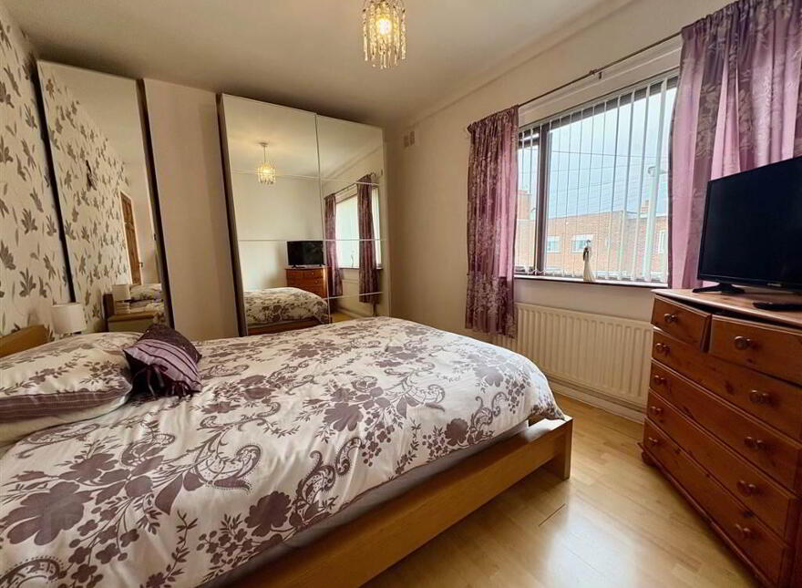 17 Burren Way, Belfast, BT6 0DW