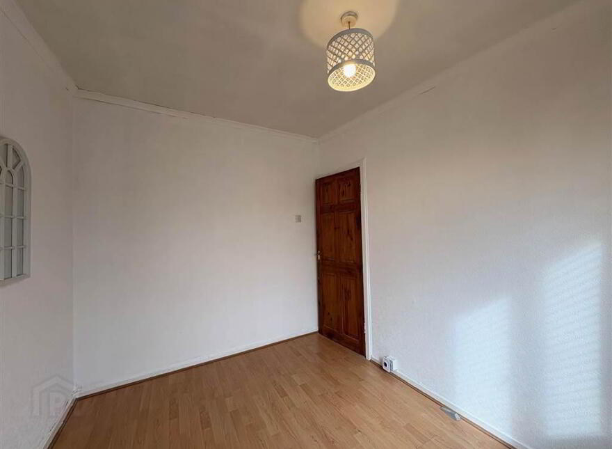 17 Burren Way, Belfast, BT6 0DW