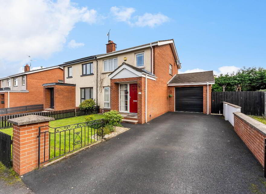 43 McGreavy Park, Derrymacash, Craigavon, BT66 6LR